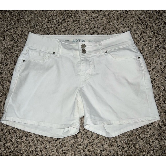 Apt. 9 Pants - Apt 9 women's white jean shorts size 6